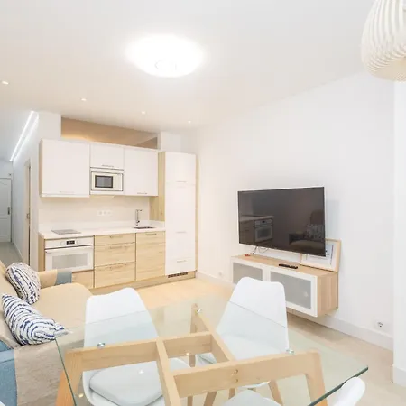 Canteras Sunset - Renovated With Beach Views Apartment
